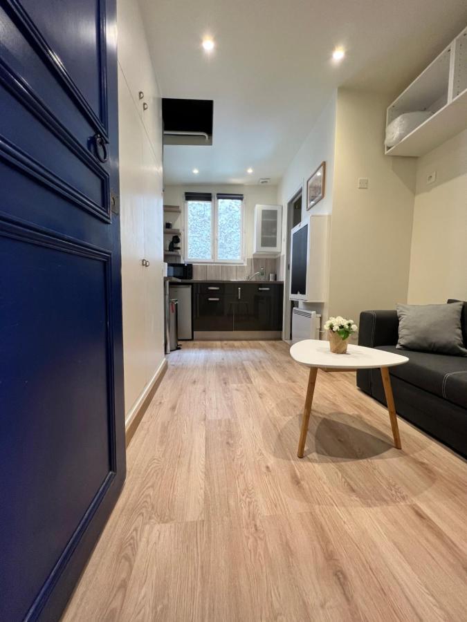Studio Neuf Entierement Equipe Et Bien Situe. Apartment Paris Luaran gambar
