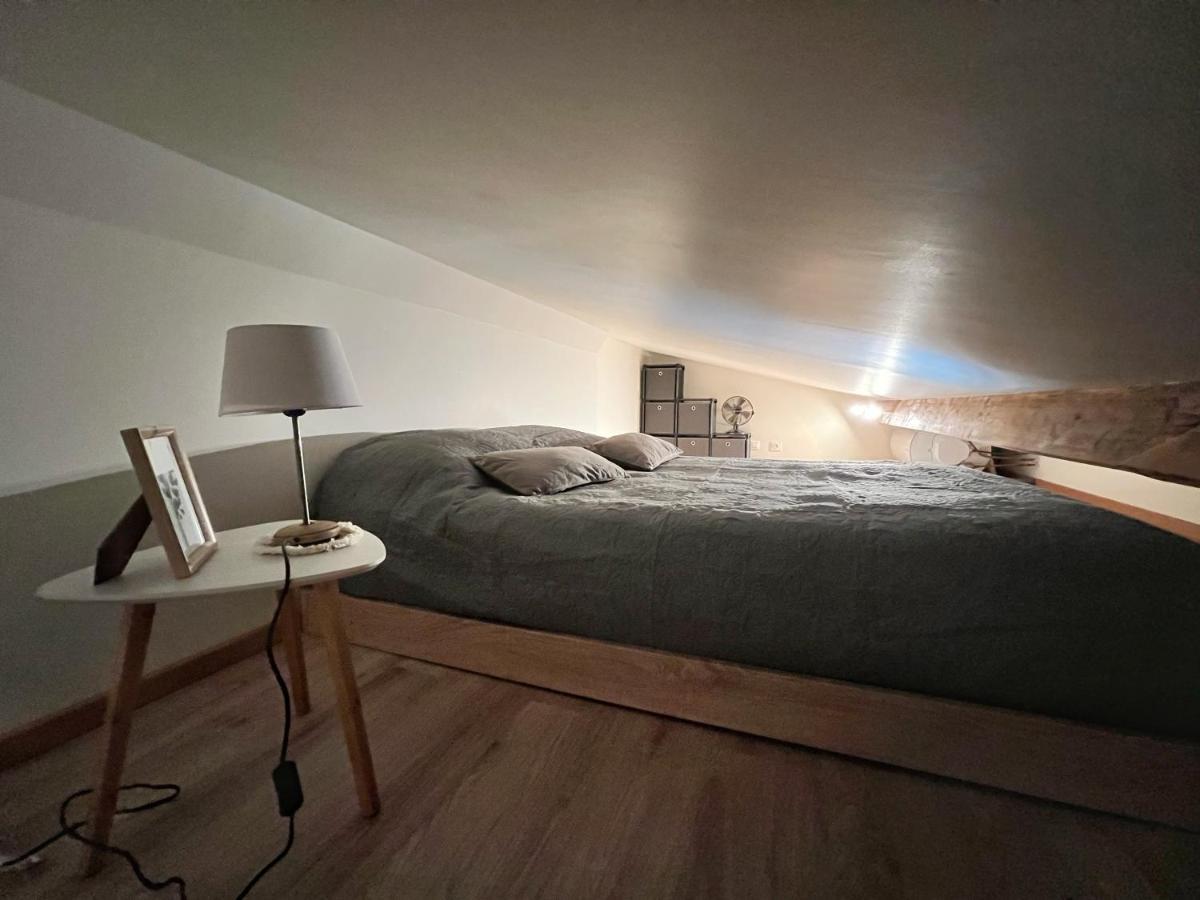 Studio Neuf Entierement Equipe Et Bien Situe. Apartment Paris Luaran gambar